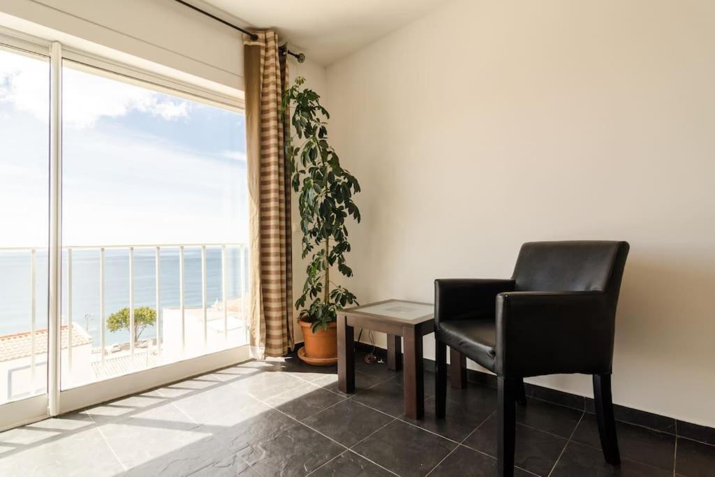 בורגאו Apartment With Amazing Sea View מראה חיצוני תמונה